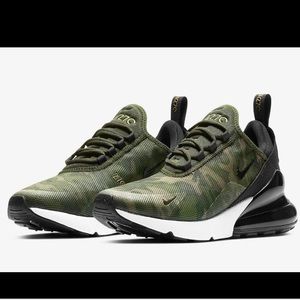 Nike Air Max 270🔴camo athletic shoes Men’s Size 12